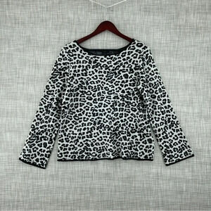 Ann Taylor Womens size Medium Long sleeve animal print shirt 0589